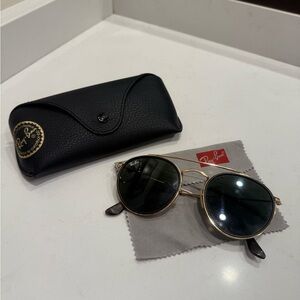 RayBan Round